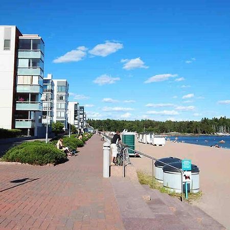 Meren Laeheisyydessae Iso Yksioe Helsinki Extérieur photo