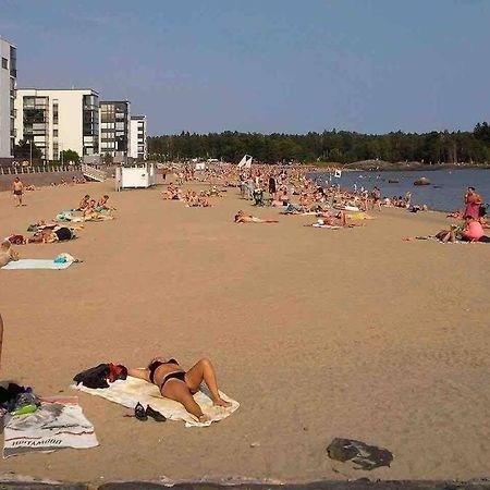 Meren Laeheisyydessae Iso Yksioe Helsinki Extérieur photo